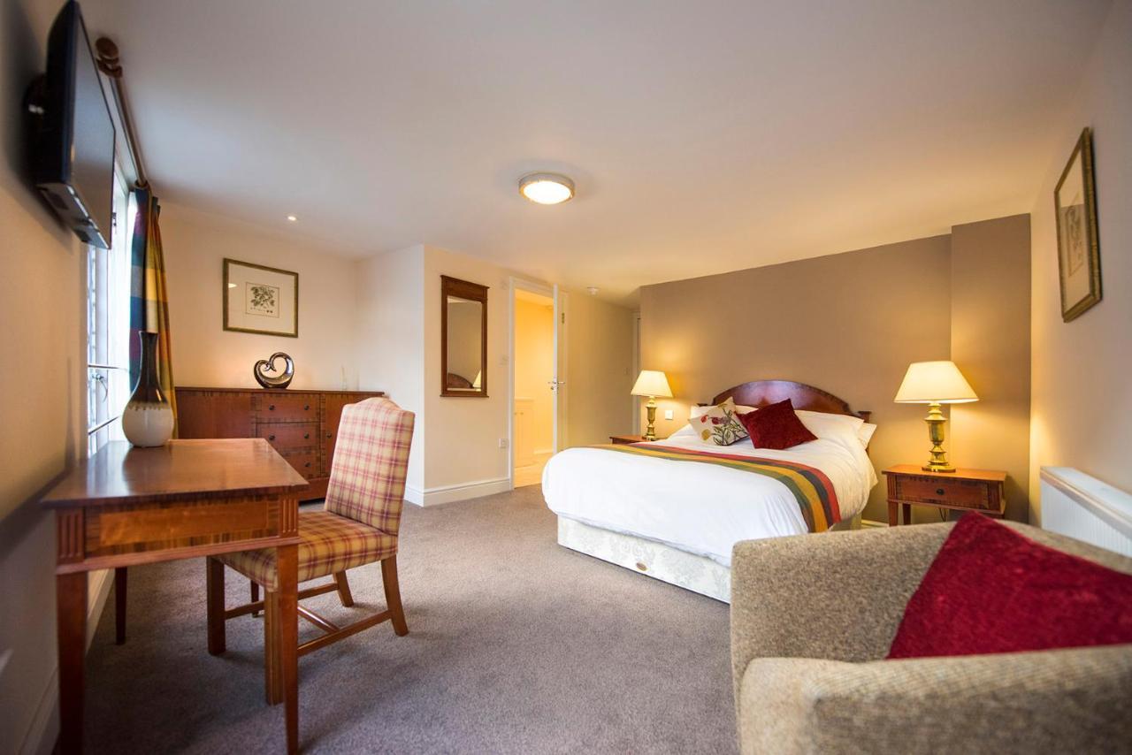 Hotel Seven Stars Dartmouth Exteriér fotografie